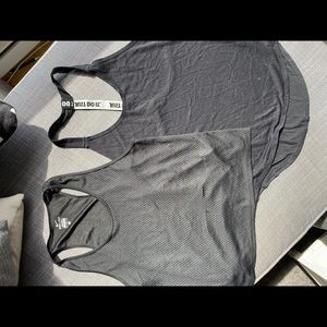 Set of 2 Nike Tank Tops